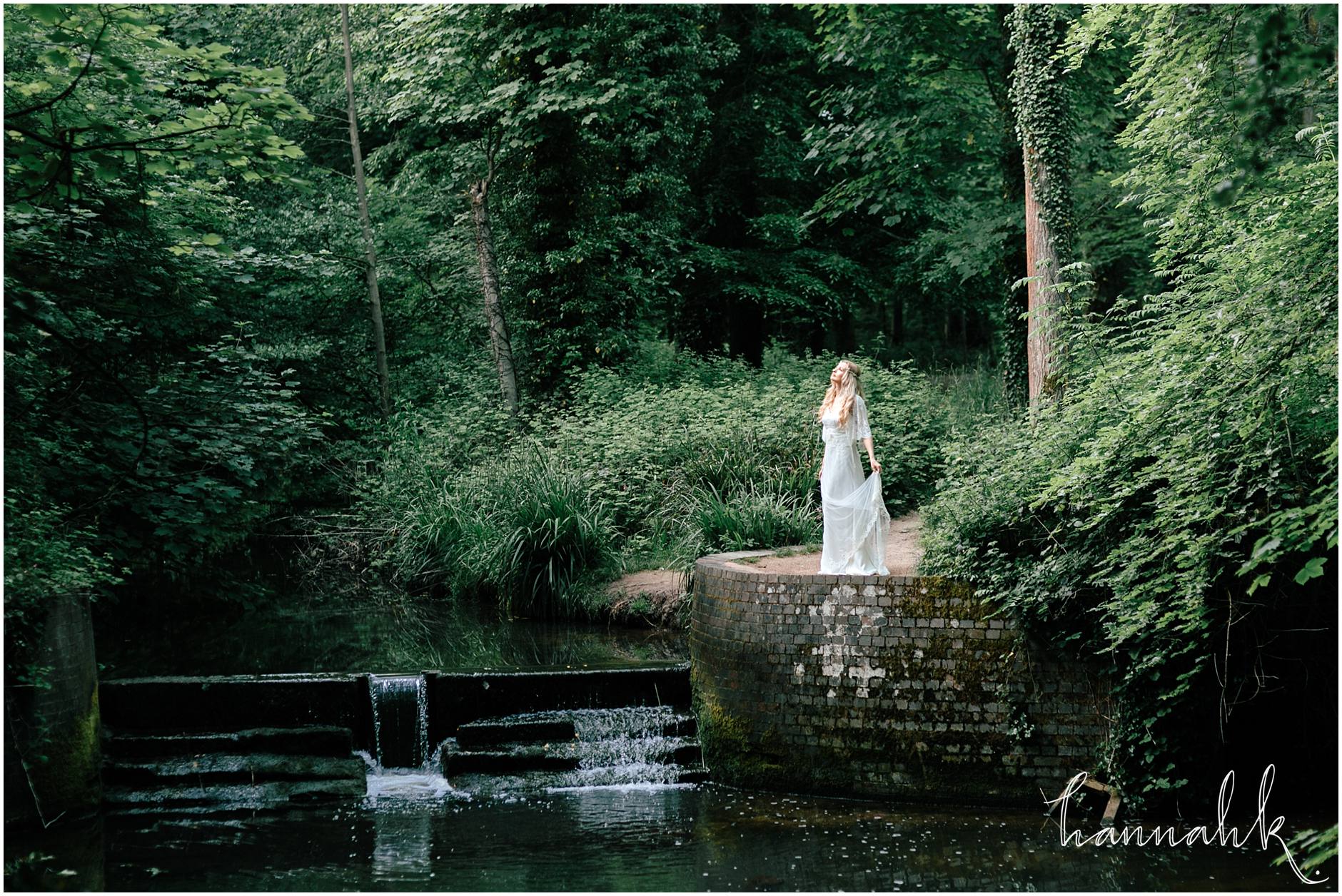 hannah-k-photography-boho-festival-bride-wedding-inspiration-photo-shoot-coventry-warwickshire-uk-destination-photographer-10